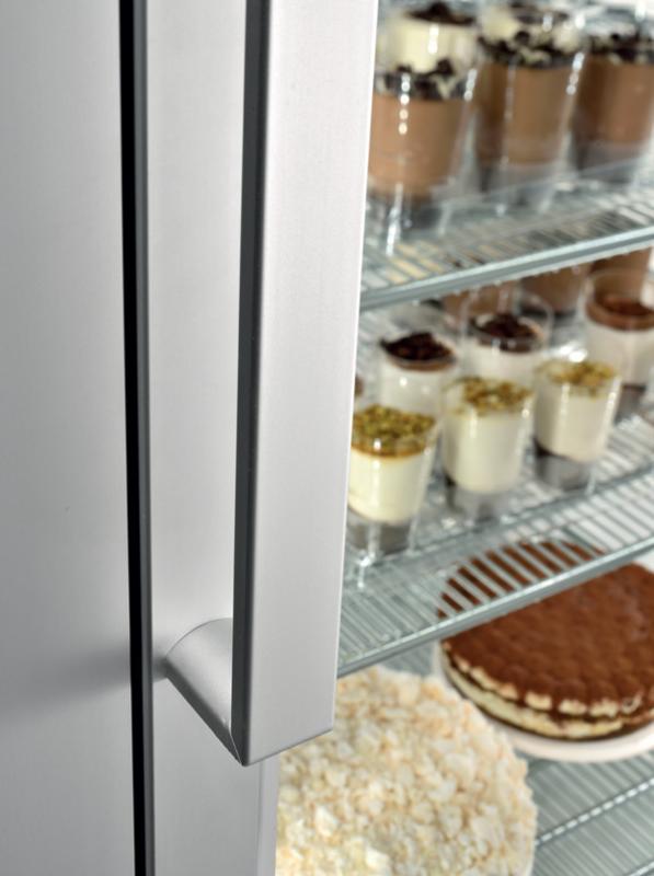Cukrárenská chladiaca vitrína, línia NEO – SILFER